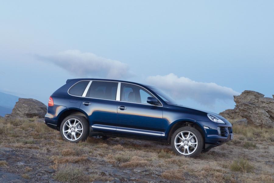  Porsche Cayenne S 2007 года  (фото 16 из 32)